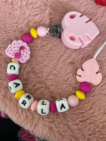 Attache tétine paons 🦚