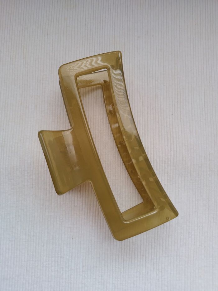 Grande pince à cheveux