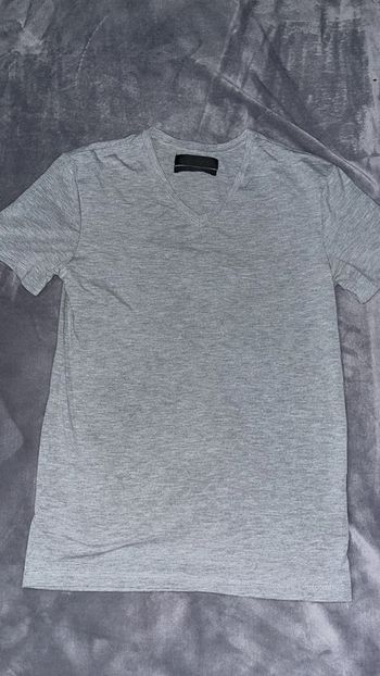 Zara homme t-shirt col v gris S 36