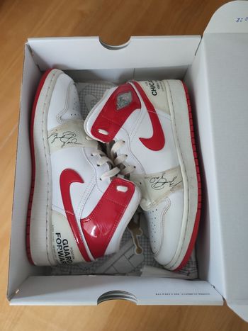 Air Jordan 1 Mid Rookie Season
