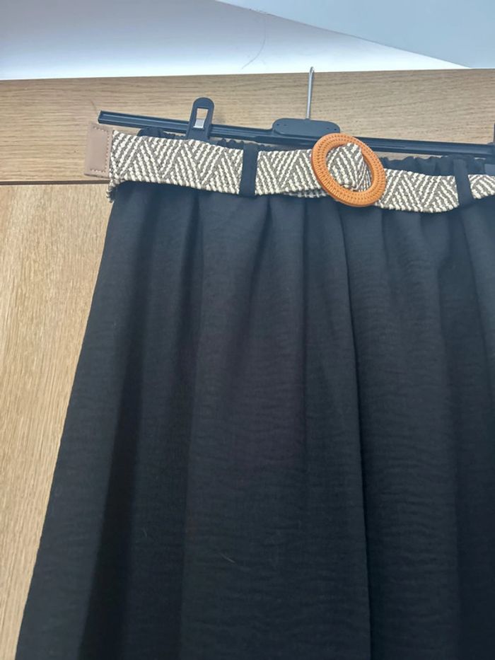 Pantalon fluide neuf - photo numéro 2