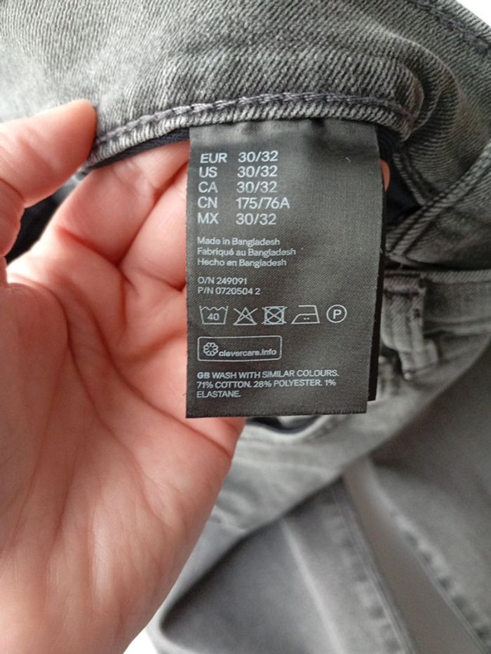 Jean skinny gris. H&M Taille 40/42 - photo numéro 7