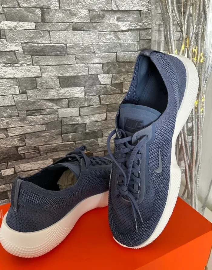 Nike Free 2025 Pointure 47