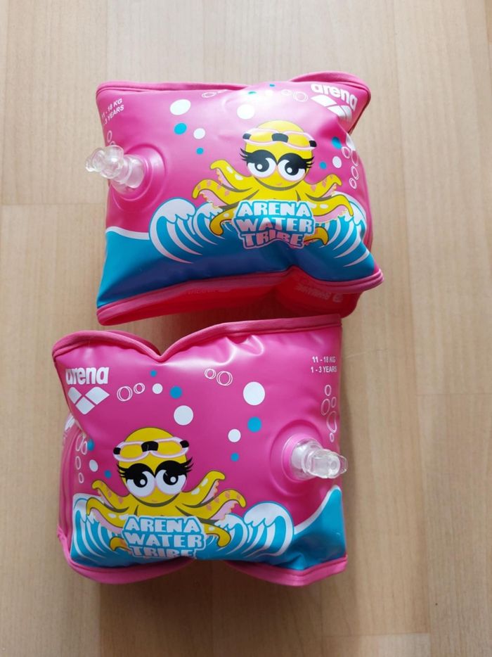 Lot 2 brassières piscine 1/3 ans