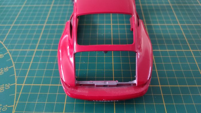 Carcasse carrosserie pièce détachée miniature Bburago burago Porsche 911 Carrera 1993 rouge 1/18 1/1 - photo numéro 2