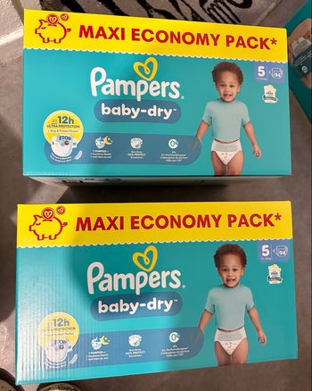 2 MAXI packs Pampers baby dry 5