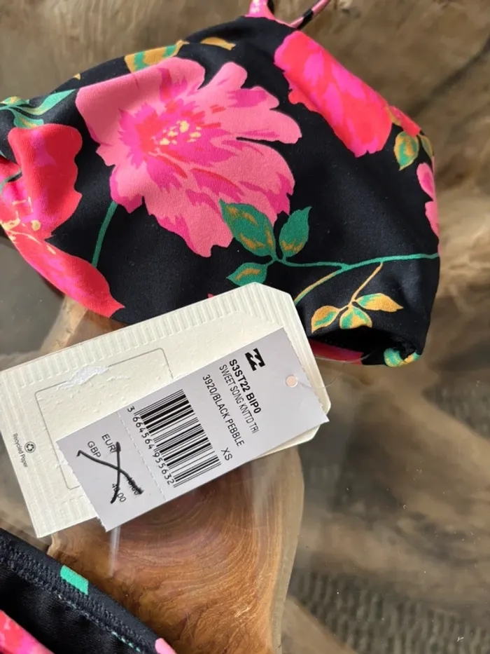 Maillot de bain 2 pièces Billabong noir fleur rose - photo numéro 4