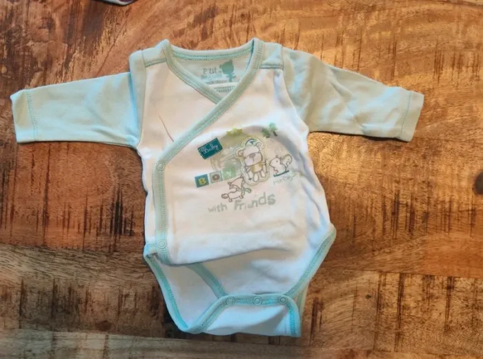 Lot de 10 vêtements naissance garçon - photo numéro 4