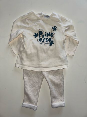 T-shirt manches longues + jogging Tape à l’Oeil 9 mois
