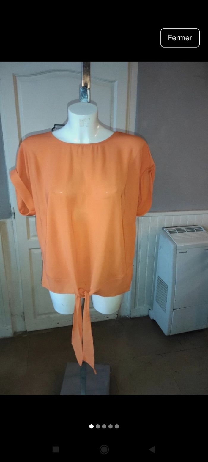Très jolie haut femme f5