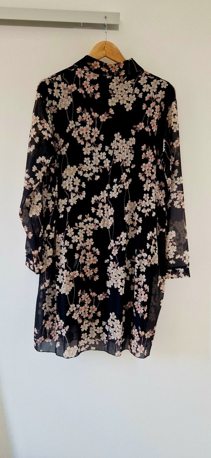 Robe fluide a motif taille M - photo numéro 9