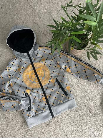 Gilet sweat à capuche