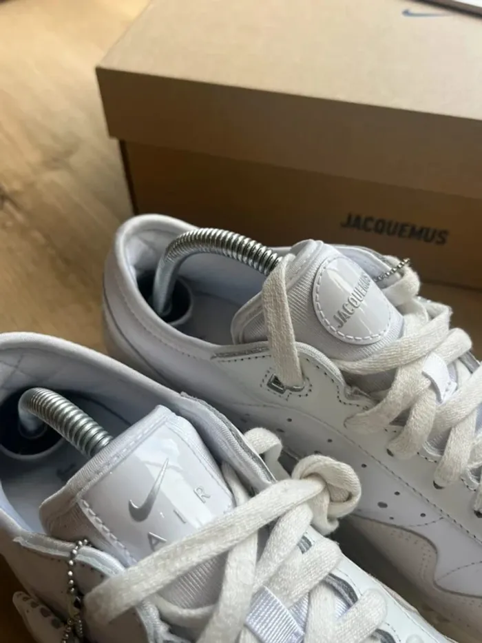 Jacquemus x Nike Air Max 1 '86 Summit White 42 - photo numéro 7