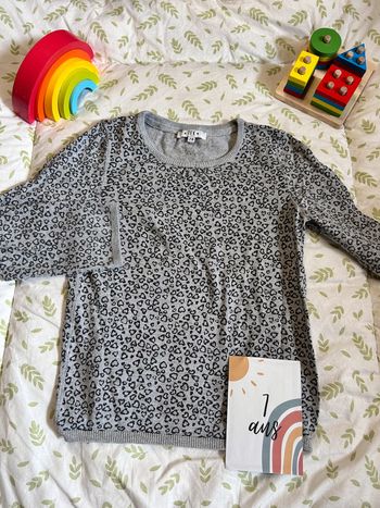 pull léger motif léopard gris et noir 7/8 ans tex