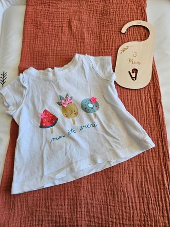 Tee shirt a manches courtes / Taille 3 mois