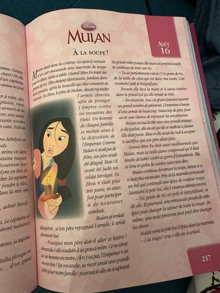 Grand livre 365 histoires pour le soir princesses et fées Walt Disney Hachette Jeunesse - photo numéro 4