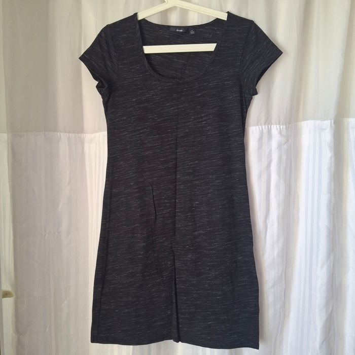 Robe noir grise