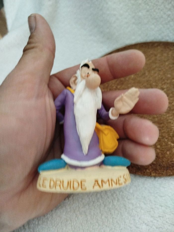 Figurine Astérix Le druide Amnesix - photo numéro 5