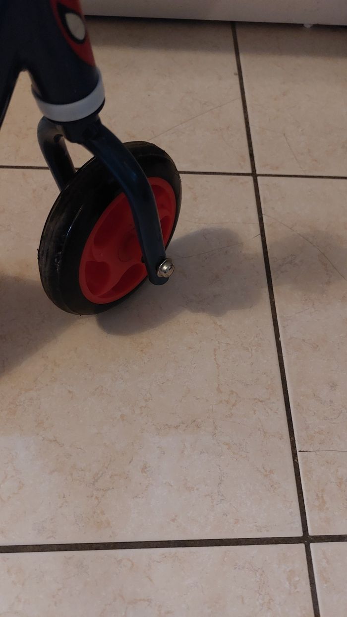 Trottinette spiderman - photo numéro 8