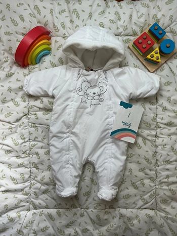 combinaison pilote mixte  blanc ouverture totale devant avec capuche 1 mois boite à malices