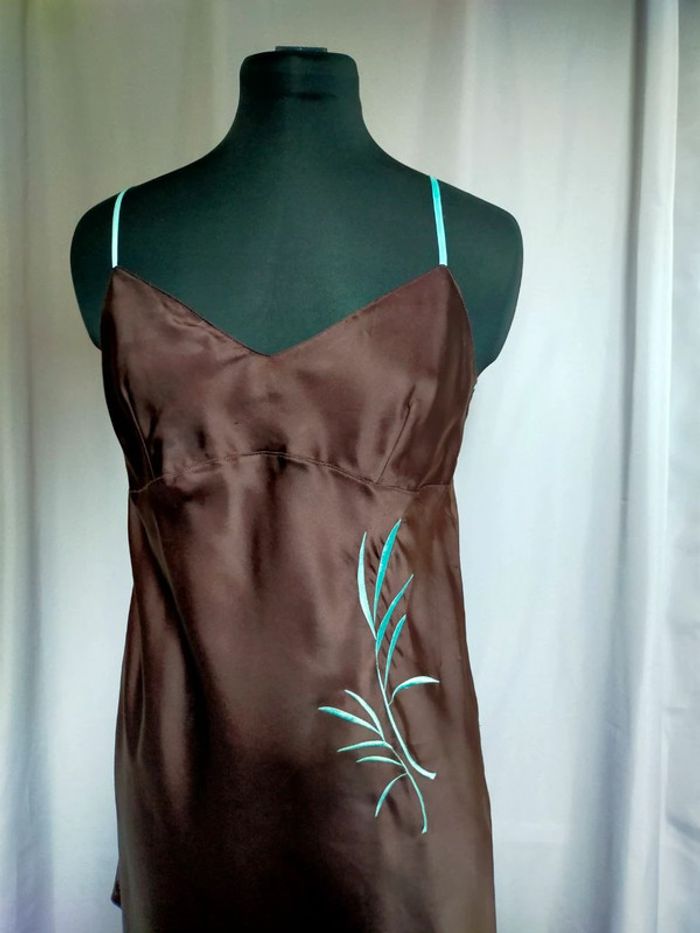Nuisette satinée chocolat avec bretelles turquoise – Fleur de Rêve – T. M - photo numéro 5