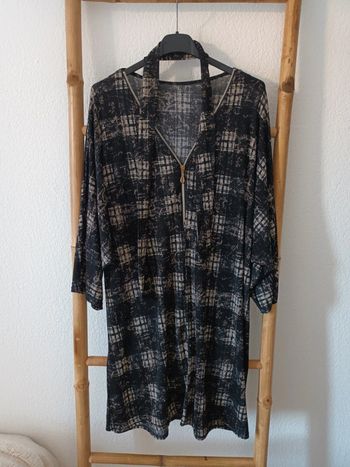 Jolie robe fluide avec ceinture Fabriquée en France taille unique