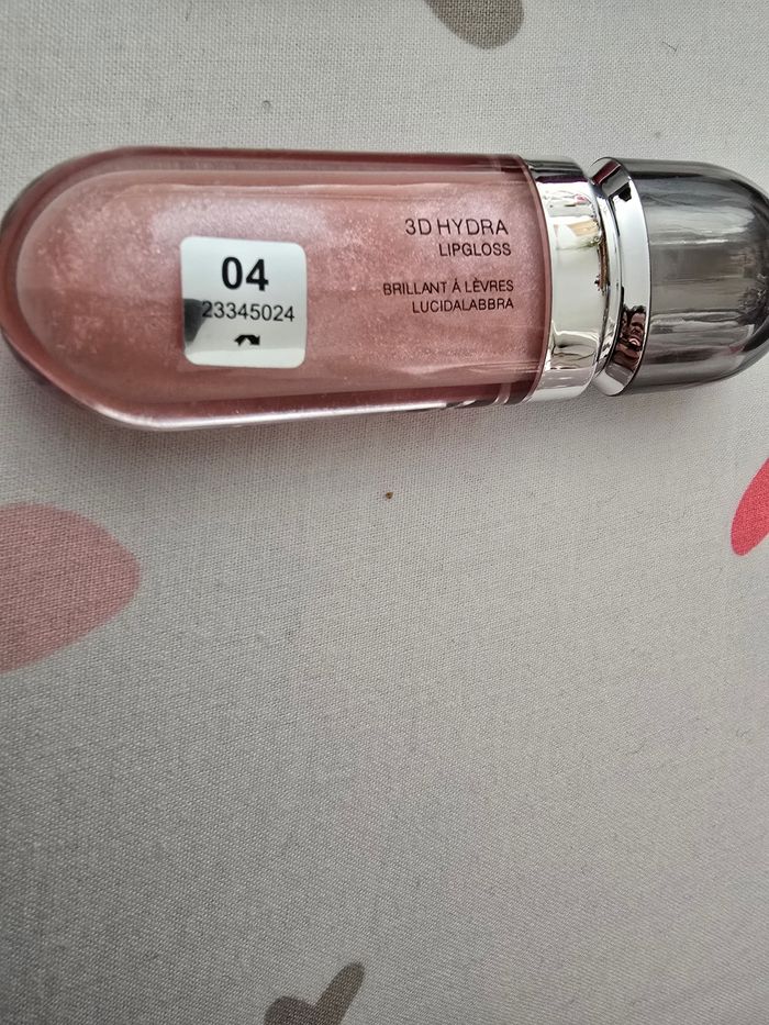 Brillant a lèvres kiko 3D ligloss rose clair n04 - photo numéro 2