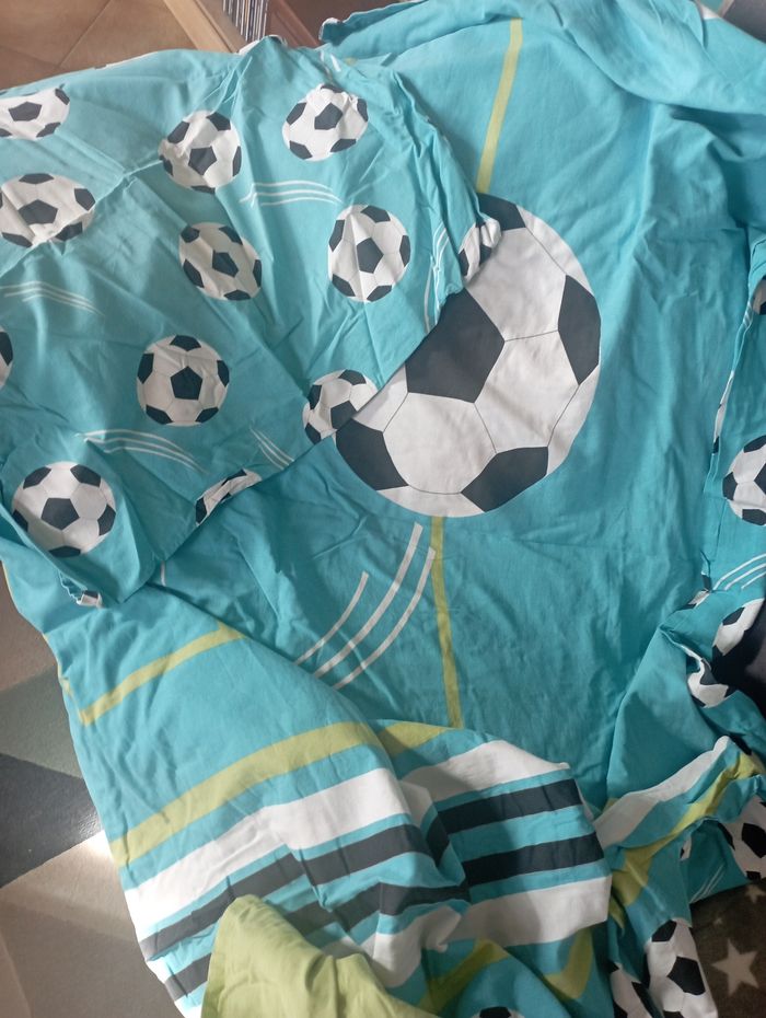 Parure une personne Foot