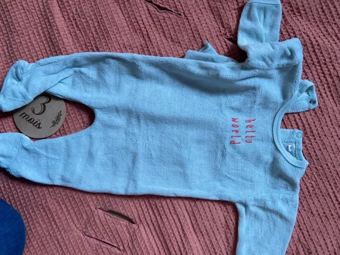 Lot pyjama velours 3 mois - photo numéro 4