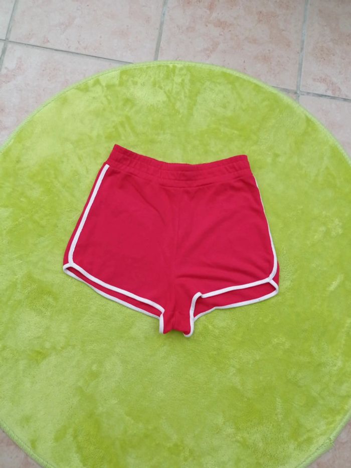 Short rouge Jennyfer taille XS