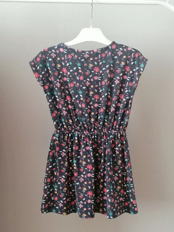 Robe aubergine fleurie Tao 5ans 110cm - photo numéro 5