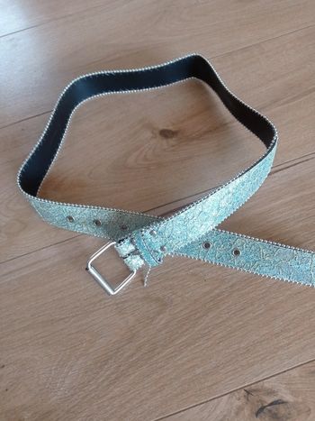 Ceinture bleu argenté