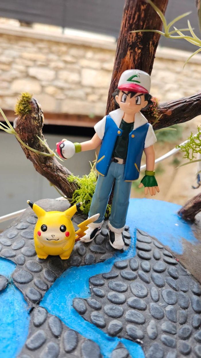 Super figurine Pokemon Nintendo tomy C.G.T.S.J sacha et son pikachu - photo numéro 3