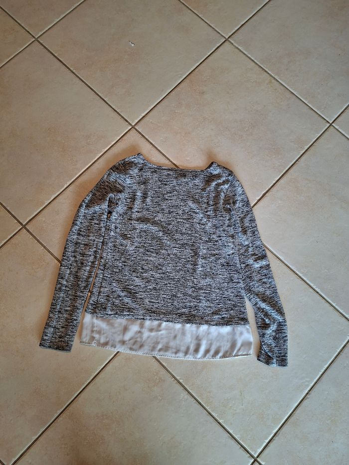 Pull gris - photo numéro 2