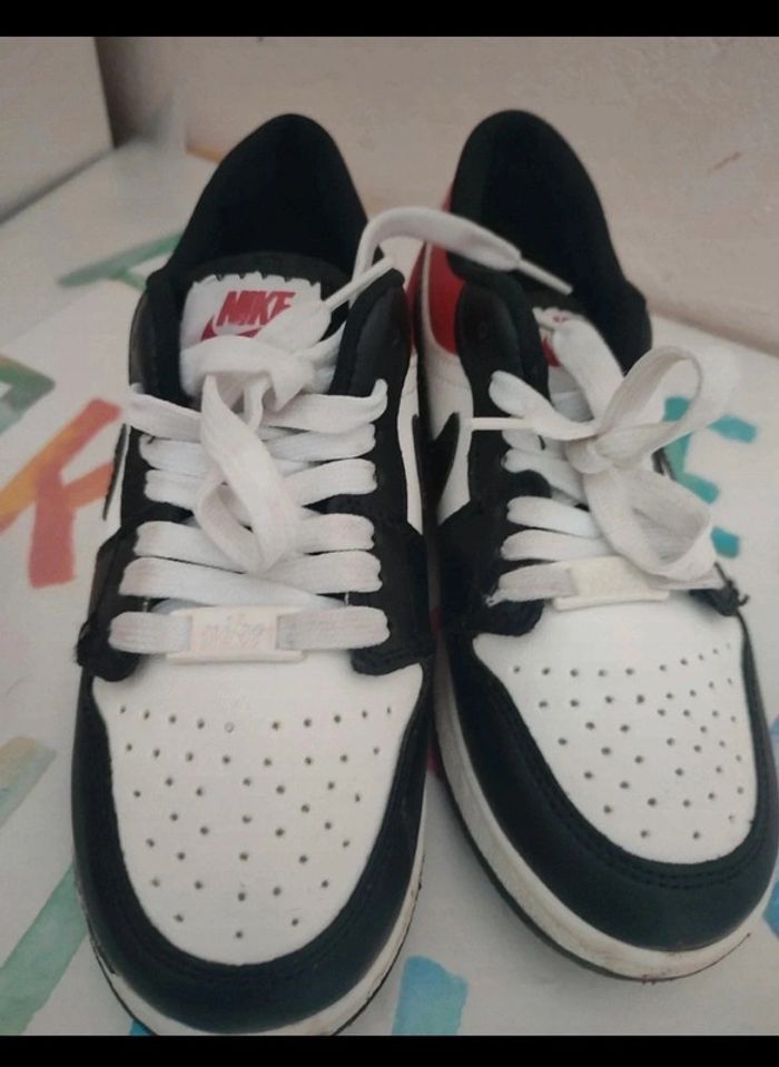 chaussure enfant pointure 33 - photo numéro 2