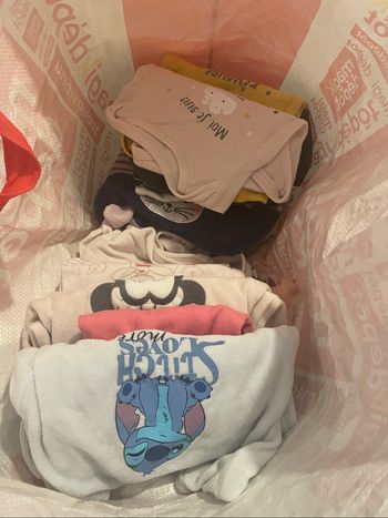 Lot de vêtements