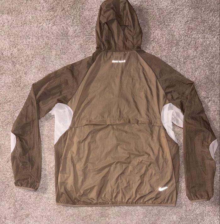 Veste Nike trail rare - photo numéro 2