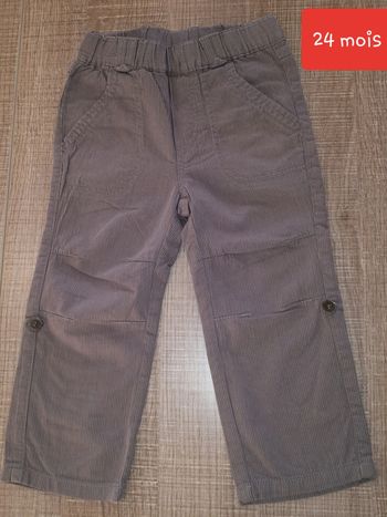 Pantalon fin neuf 24 mois