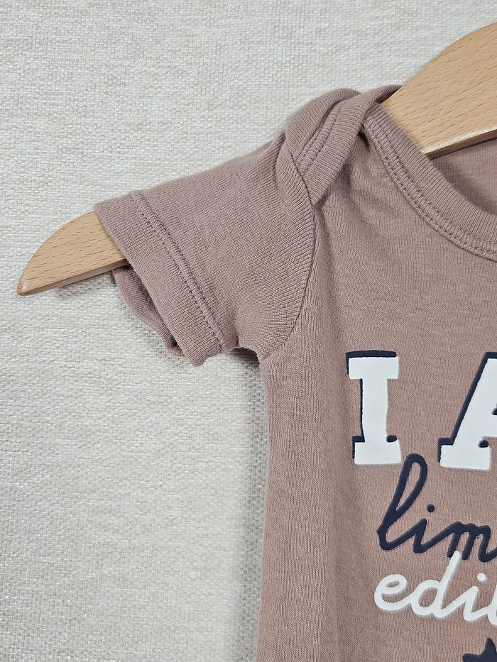 Body manches courtes 9 mois - photo numéro 4