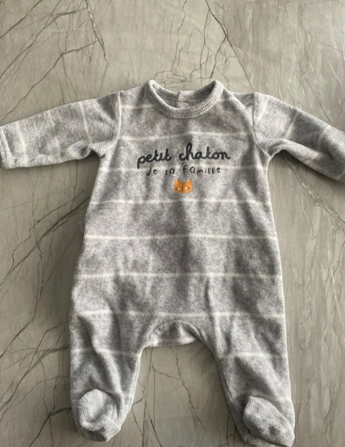 Lot de 11 pyjamas - photo numéro 10