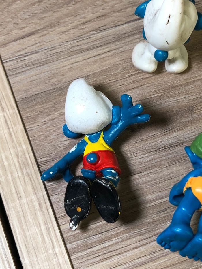 Lot de trois figurines vintage schtroumpfs peyo schleich - photo numéro 3