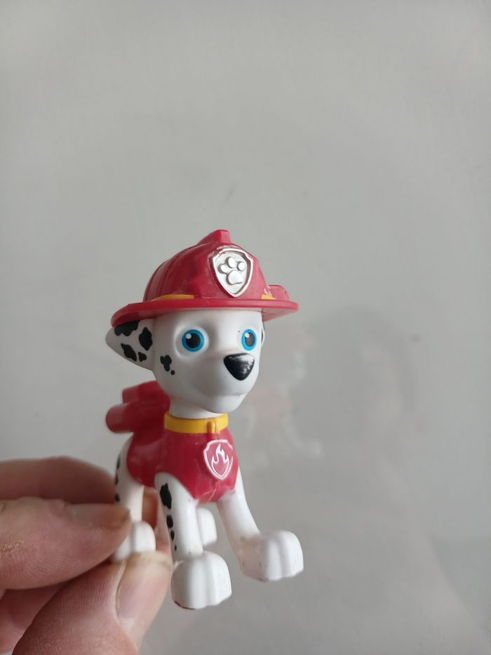 Figurine chien pompier Pat’ Patrouille (Marshall) – bon état - photo numéro 3