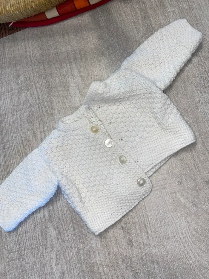 Gilet blanc en point de riz – Fait main