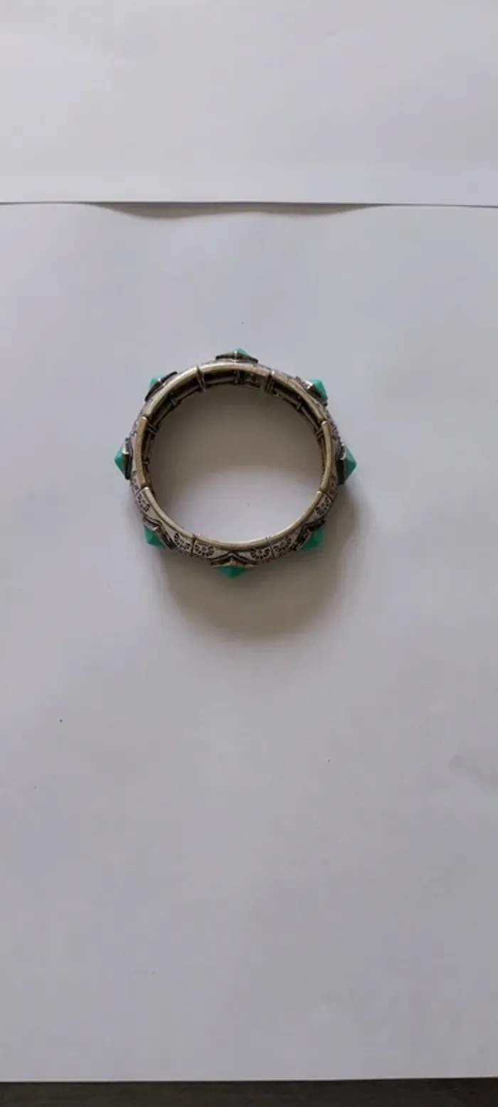 Bracelet fantaisie neuf. Turquoise et argent