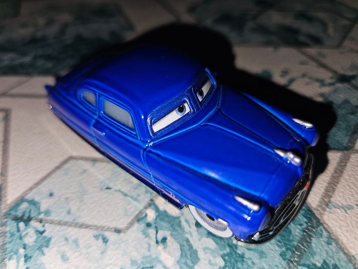 Voiture cars Mattel tbe 5e