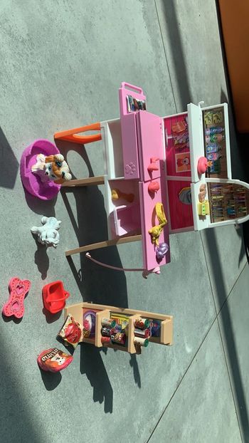 Lot accessoires magasin animalier barbie avec accessoires chien