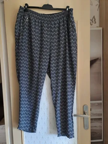 Pantalon fluide femme comme neuf T6 46/48