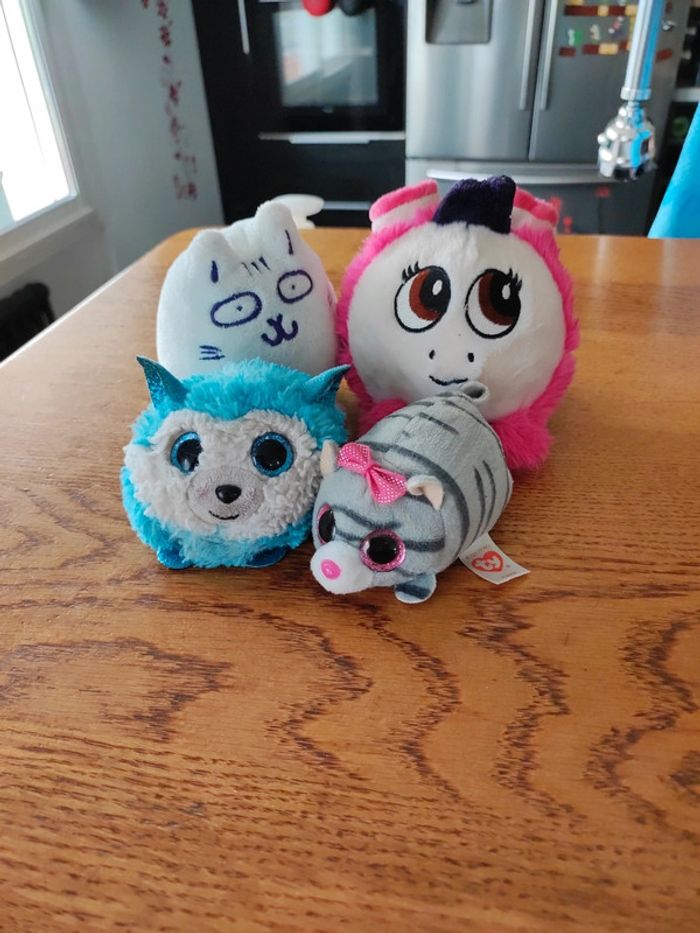 Lot de 4 petites peluches