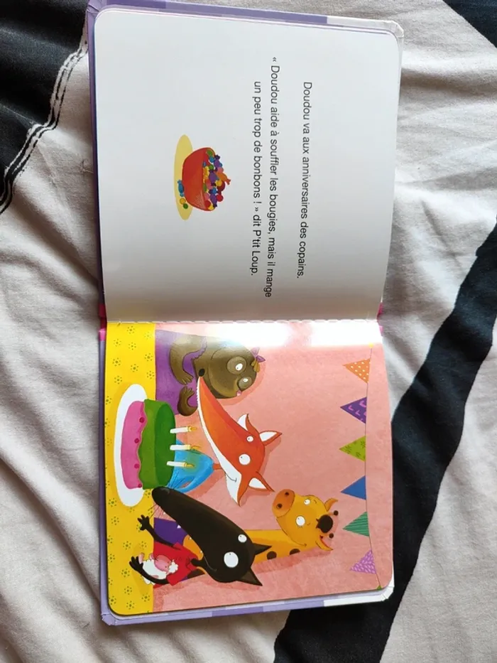 Livre P'tit loup aime son doudou - photo numéro 3