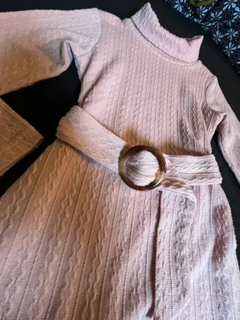 Robe pull col roulé